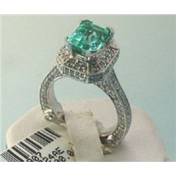 18K GOLD DIAMOND AND EMERALD RING
