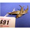 Image 1 : A Gold swallow brooch, set numerous Diamonds...