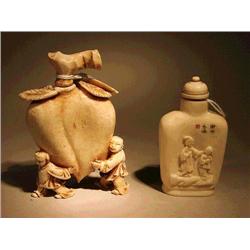 Two Chinese carved ivory snuff bottles: peach