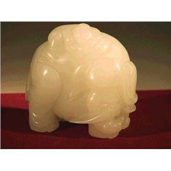 Highly unusual, Chinese white Peking glass (i
