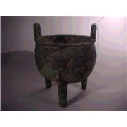 Chinese, Chou Dynasty, archaic bronze tripod