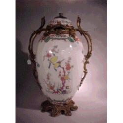 Antique Continental porcelain jar and cover e