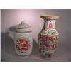 Image 1 : Two finely Famille Rose