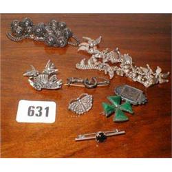 A quantity of mainly silver jewelry includ...