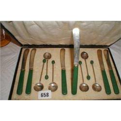 A set of green phenyl-formaldehyde tea-spo...
