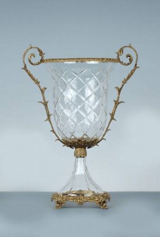 ITALIAN LEAD CRYSTAL VASE