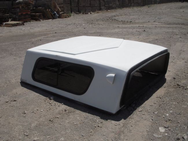Stockland Fiberglass Camper Shell