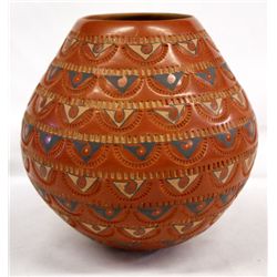 Mata Ortiz Textured Jar - Beto Tena