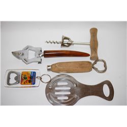 Various Kitchen Utensils; Lot of 5; EST. $10-20