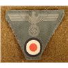 Image 1 : ORIG NAZI SWASTIKA & COCKADE OVERSEAS CAP INSIGNIA