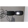 Image 3 : Samsung Verizon Cell Phone Phone with case and charger