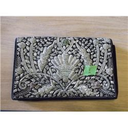 vintage Indukant black velvet clutch purse Indian with metallic thread embroidery Approx 5" x 8" tra