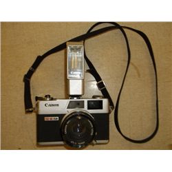 canon 35mm camera w/ flash
