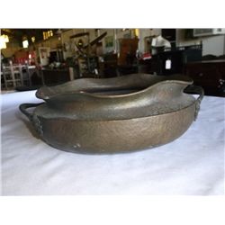 arts & crafts hammered copper bowl 13" round 4" tall tracking#88