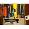 Image 1 : 10 Misc. Flashlights Box of 19 misc. flashlights