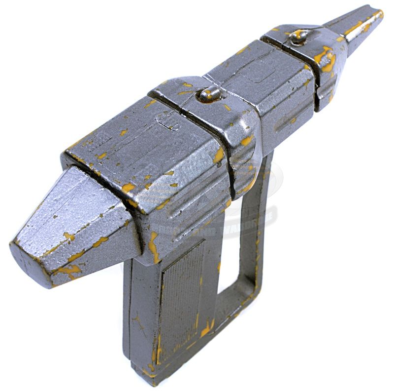 Star Trek: Deep Space Nine (television) - Alien Phaser Weapon