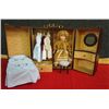 Image 1 : Child's Traveling Doll Case