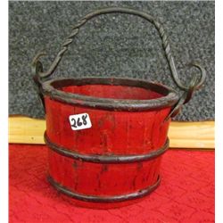 Small Berry Bucket