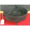 Image 1 : Footed Cast Iron Cooker