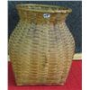 Image 1 : Funnel Shaped Basket