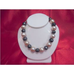 NATURAL 50.00 CTW PEACH & BLACK PEARL BRACELET 8 in