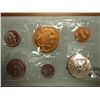 Image 2 : 1982 PHILADELPHIA MINT SOUVENIR SET RETAIL $60.00