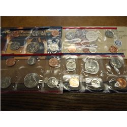 1990 & 95 US MINT SETS (UNC) P/D (WITH ENVELOPES)