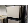 Image 1 : LOT OF 5 BEIGE OFFICE PANELS
