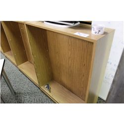 4' OAK BOOKSHELF