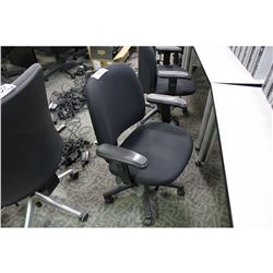 BLACK MULTI LEVER TASK CHAIR