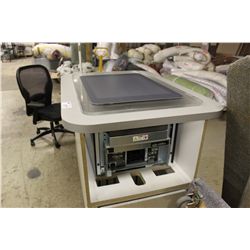 MICROSOFT SURFACE TABLE TOP COMPUTER