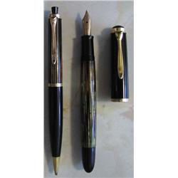 A PELIKAN 400 PEN SET, German, circa 1951...