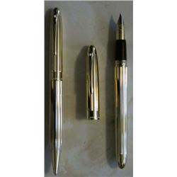 A SHEAFFER CREST 590 PEN AND BALLPOINT SET,...