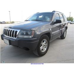 2004 - JEEP GRAND CHEROKEE LAREDO