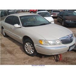 2000 - LINCOLN CONTINENTAL