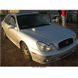 2002 - HYUNDAI SEDAN