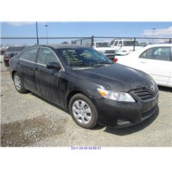 2011 - TOYOTA CAMRY