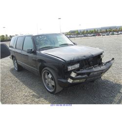 2000 - CHEVROLET TAHOE