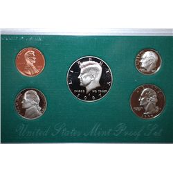 1997-S US Mint Proof Set; EST. $10-20