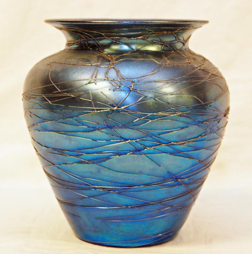 DURAND BLUE IRIDESCENT ART GLASS THREADED VASE