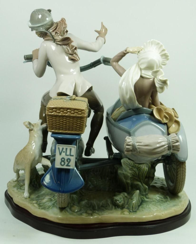 LLADRO SPAIN PORCELAIN OLD FASHIONED MOTORIST 5161