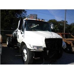 2004 INTERNATIONAL 4300 KNUCKLEBOOM CRANE TRUCK