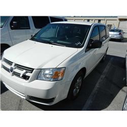 2009 DODGE CARAVAN PASSENGER VAN