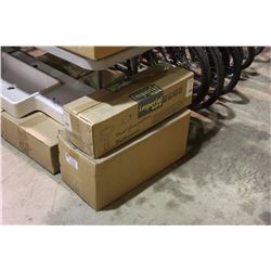 LOT OF 2 BATHROOM PEDESTALS