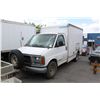 Image 1 : 1997 WHITE GMC 3500 CUBE VAN