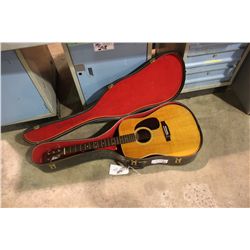 ACOUSTIC GUITAR IN CASE