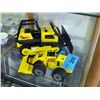 Image 1 : 2 Tonka toys; tractor and bulldozer