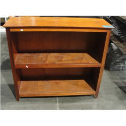 Approx 3 foot tall bookshelf