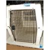 Image 1 : Pet kennel