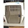 Image 1 : Pet kennel